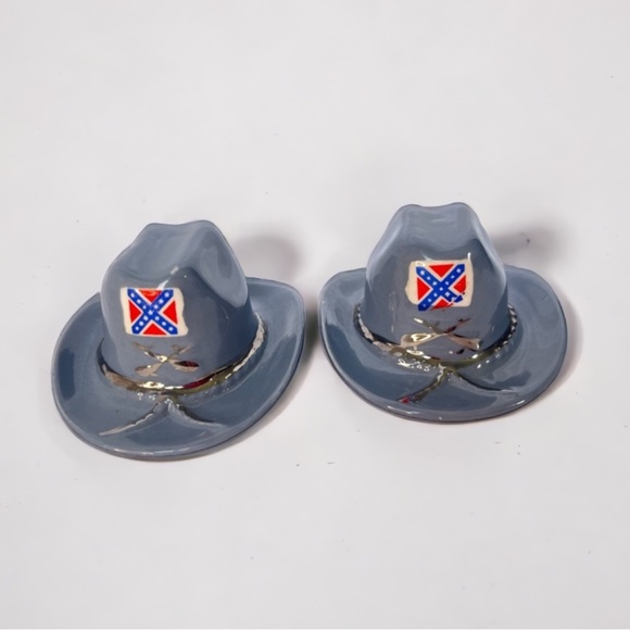 Vintage Cowboy Hat Salt & Pepper Shakers Confederate - Picture 1 of 6